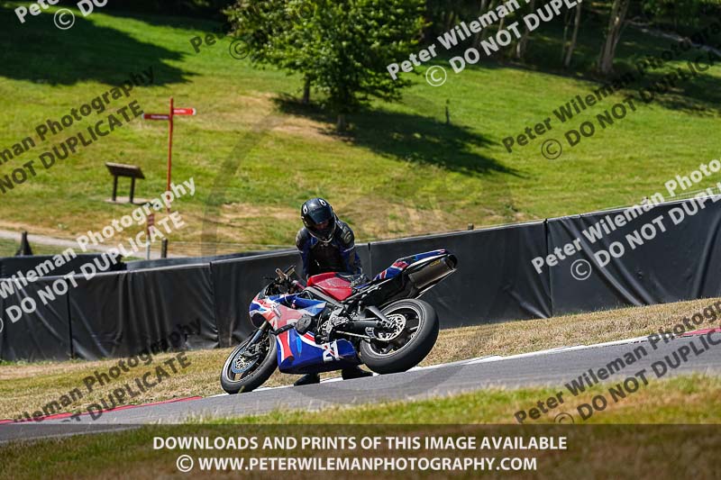 cadwell park;cadwell park photographs;cadwell trackday photographs;enduro digital images;event digital images;eventdigitalimages;peter wileman photography;racing digital images;trackday digital images;trackday photos